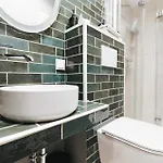 Oxa - Boutique Design