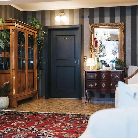 Oxa - Design Boutique Bed & Breakfast 3*